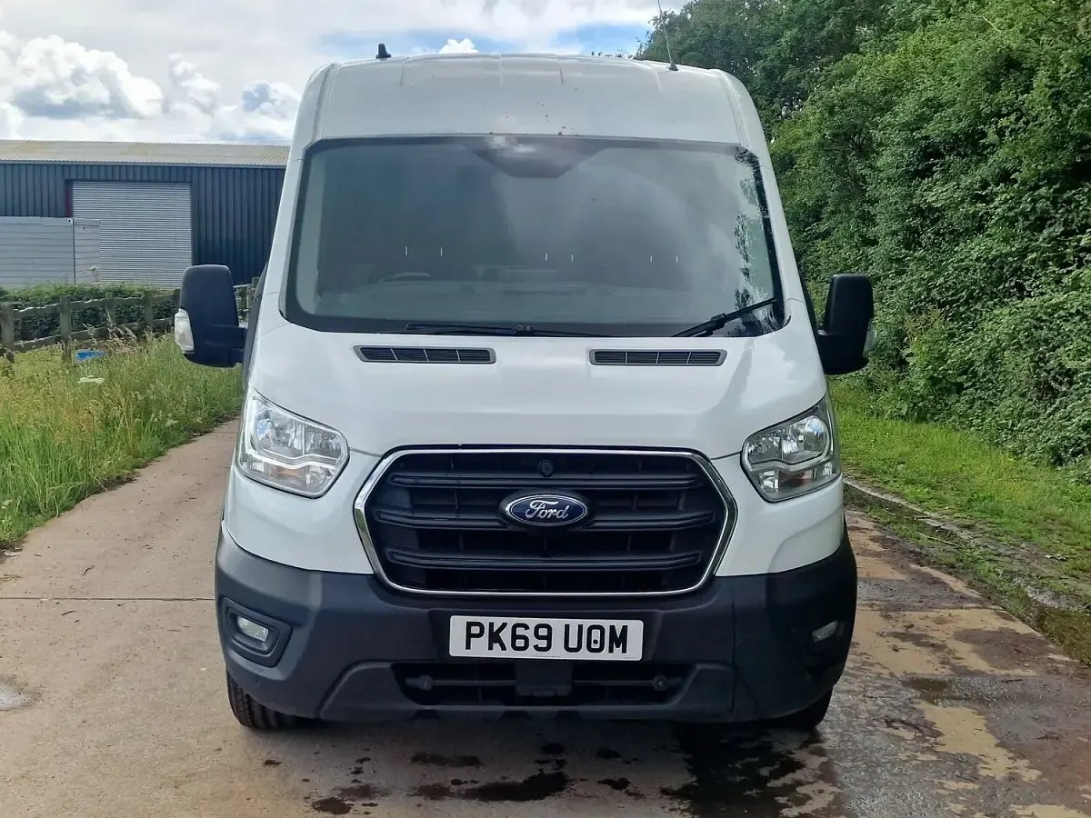 Used Ford Transit 128 HP (94 kW) 2019 White