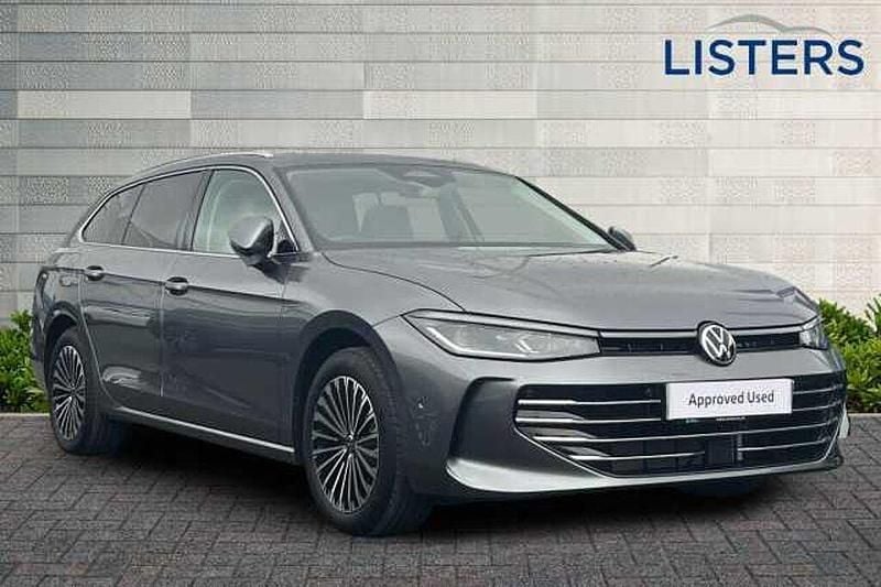 New VW Passat Elegance 204 HP (150 kW) 2025 Grey Estate