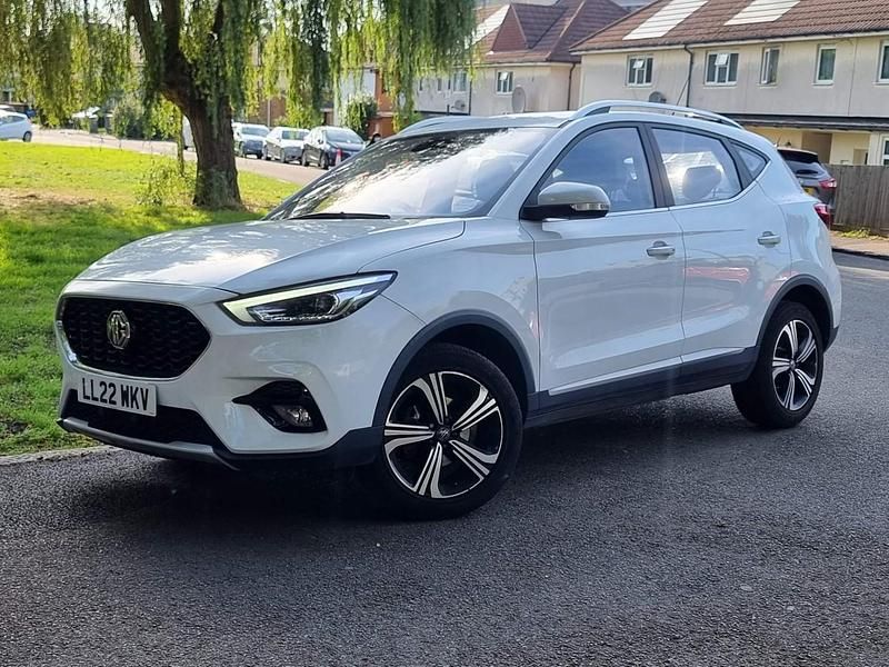 Used MG ZS Excite 111 HP (81 kW) 2022 White SUV