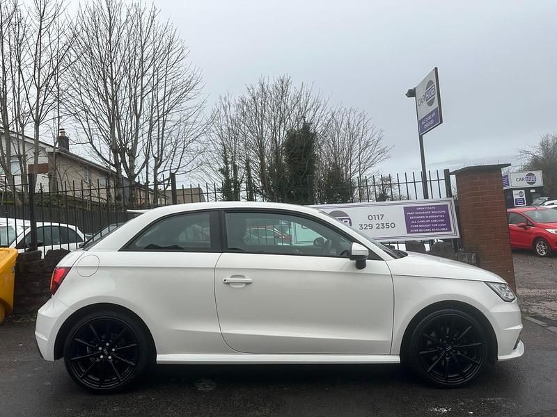 Used Audi A1 S-Line 125 HP (91 kW) 2018 White Hatchback