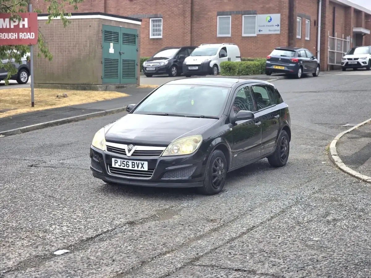 Used Vauxhall Astra 2007 Black Hatchback