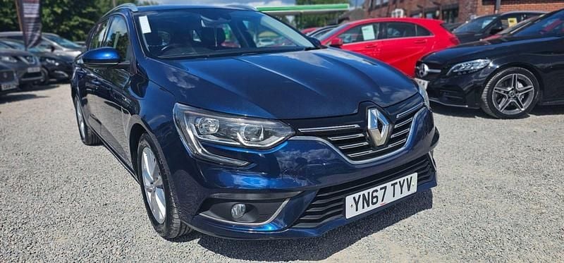 Blue Used 2017 Renault Mégane GrandTour Dynamique Estate | £5,345 (A bit pricey) - Image 1/4