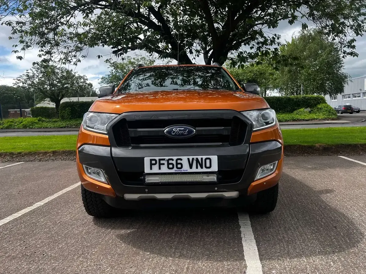 Used Ford Ranger Wildtrack 200 HP (147 kW) 2016 Orange Pickup