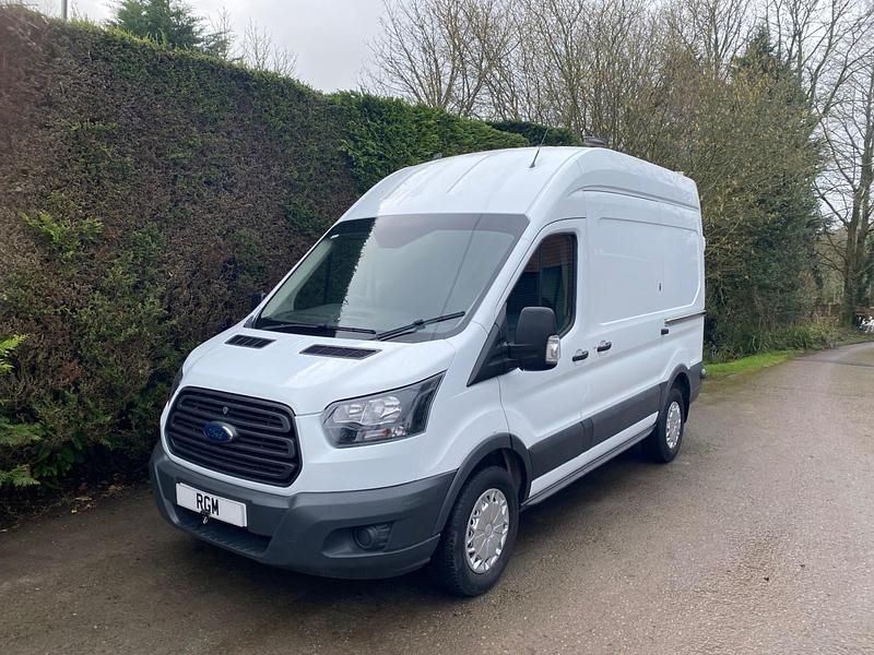 Used Ford Transit 130 HP (95 kW) 2018 White Van