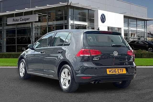 Used VW Golf VII Edition 125 HP (91 kW) 2016 Urano grey Hatchback