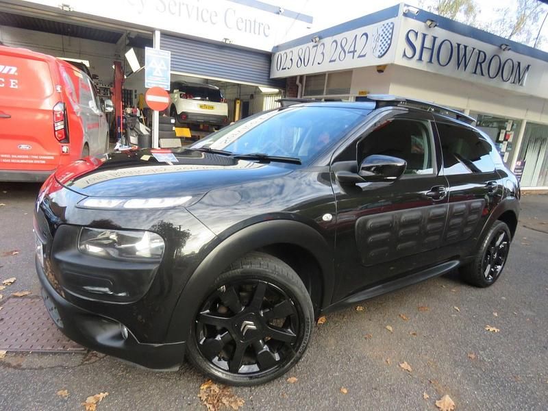 Black Used 2015 Citroën C4 Cactus Flair Hatchback | £5,289 (Fair price) - Image 1/4