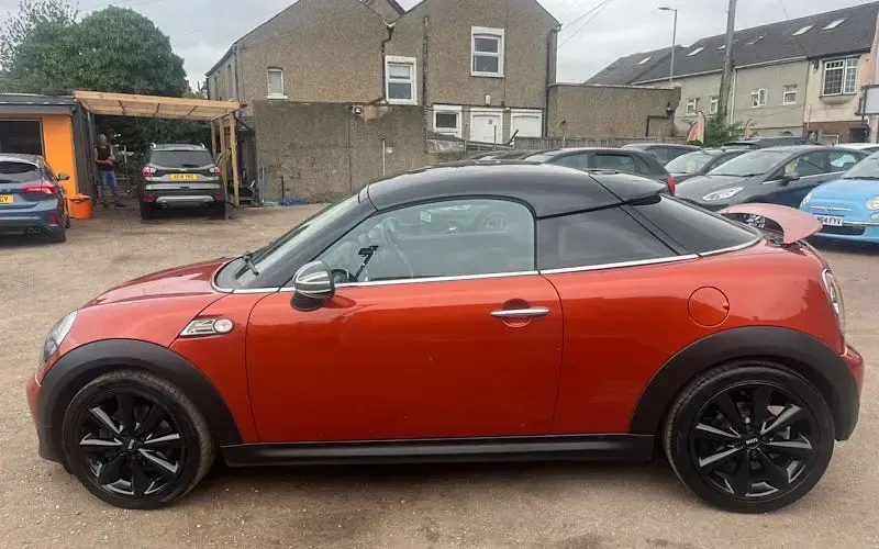 Used Mini Cooper S Coupé 184 HP (135 kW) 2012 Orange Coupe