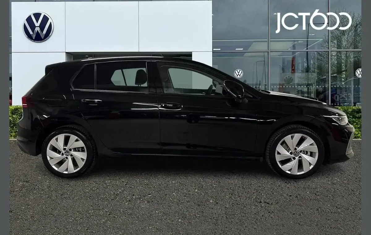 Used VW Golf VIII Match 204 HP (150 kW) 2025 Black Hatchback