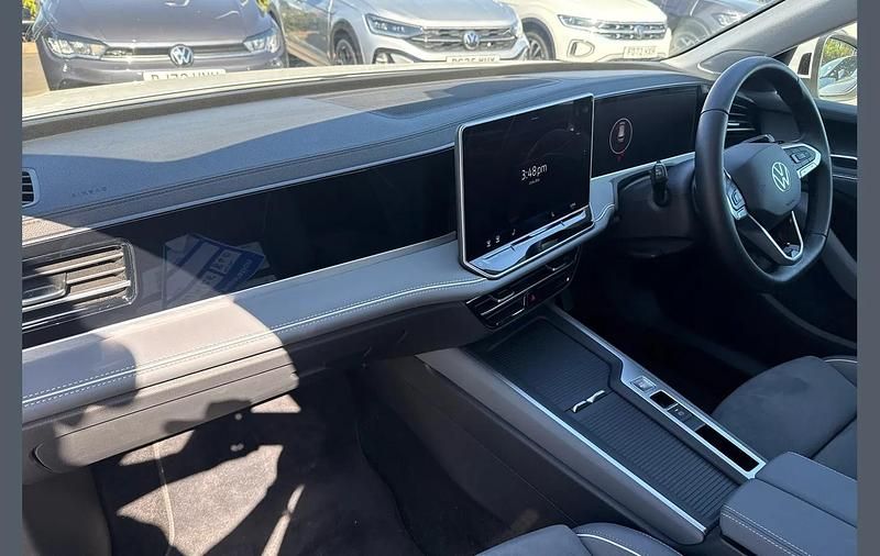 Usado VW Passat Life 147 HP (108 kW) 2025 Branco Carrinha