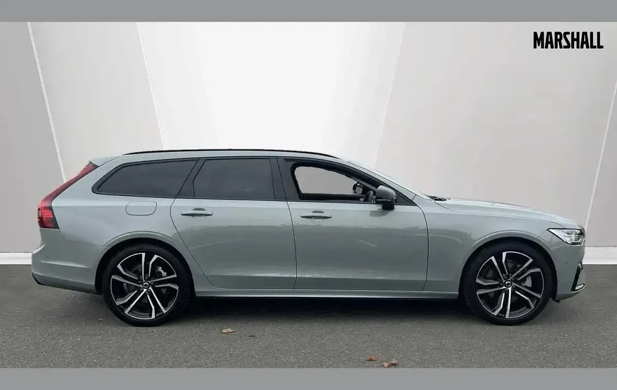 Used Volvo V90 Ultra 455 HP (334 kW) 2024 Grey Estate