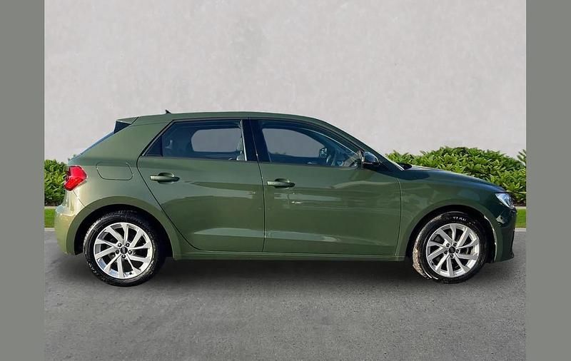 Used Audi A1 Sport 113 HP (83 kW) 2024 Green SUV