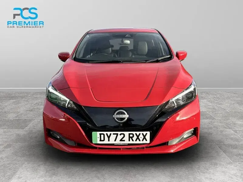Used Nissan Leaf N-Connecta 110 kW (150 HP) 2022 Red Hatchback