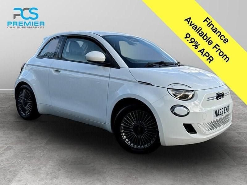 White Used 2022 Fiat 500e Icon Hatchback | £10,295 (Good price) - Image 1/3