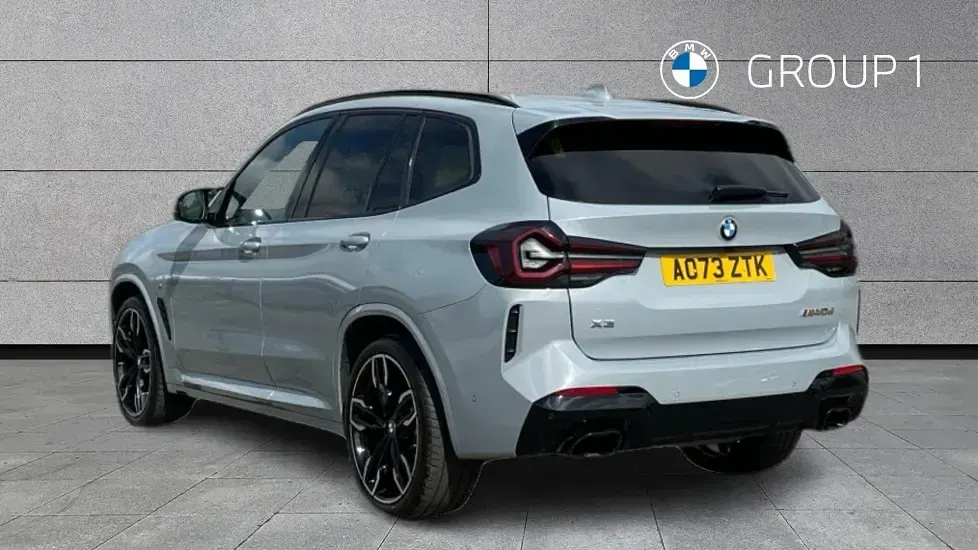 Begagnad BMW X3 Performance 340 HK (250 kW) 2023 Grå SUV