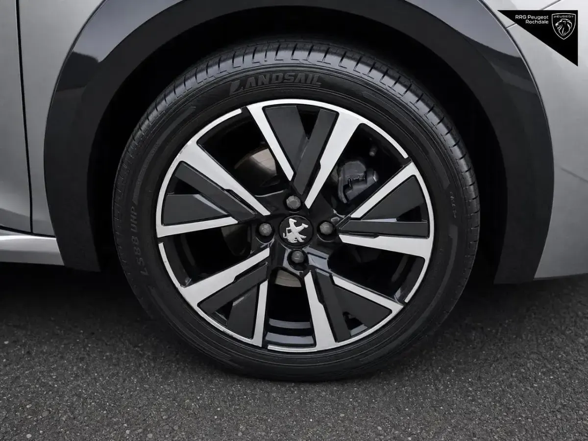 Used Peugeot 208 GT-line 129 HP (94 kW) 2020 Grey Hatchback