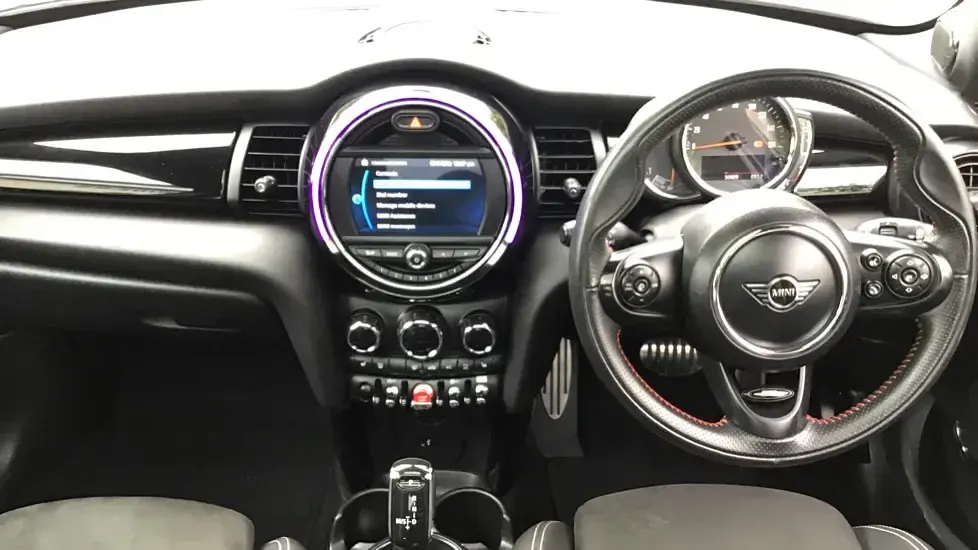 Used Mini Cooper Hatch 134 HP (98 kW) 2019 Blue Hatchback