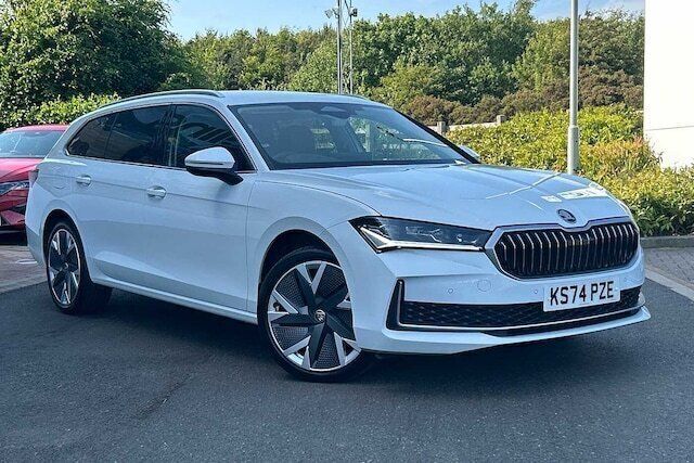 Pure white Used 2024 Skoda Superb SE L Estate | £32,995 - Image 1/4