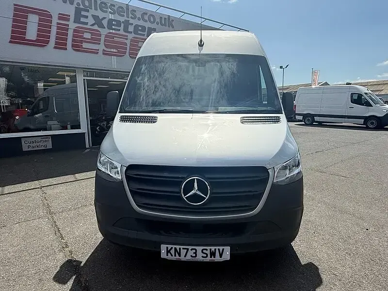 Used Mercedes Sprinter Premium 148 HP (108 kW) 2023 Silver Van