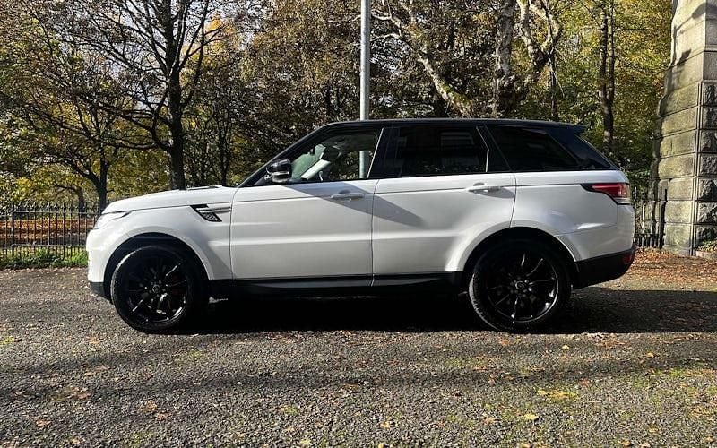 Used Land Rover Range Rover Sport HSE 306 HP (225 kW) 2016 White SUV