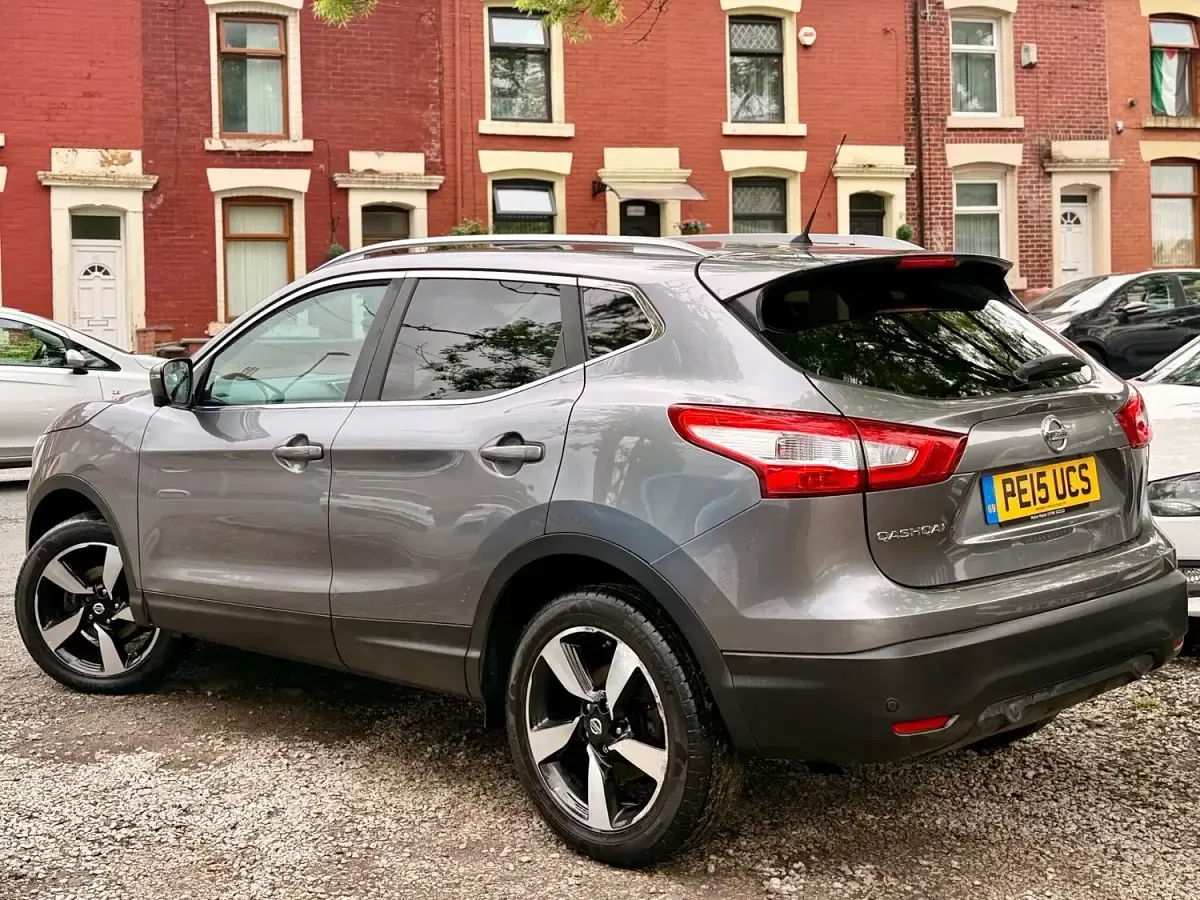 Used Nissan Qashqai N-TEC 130 HP (95 kW) 2015 Grey SUV
