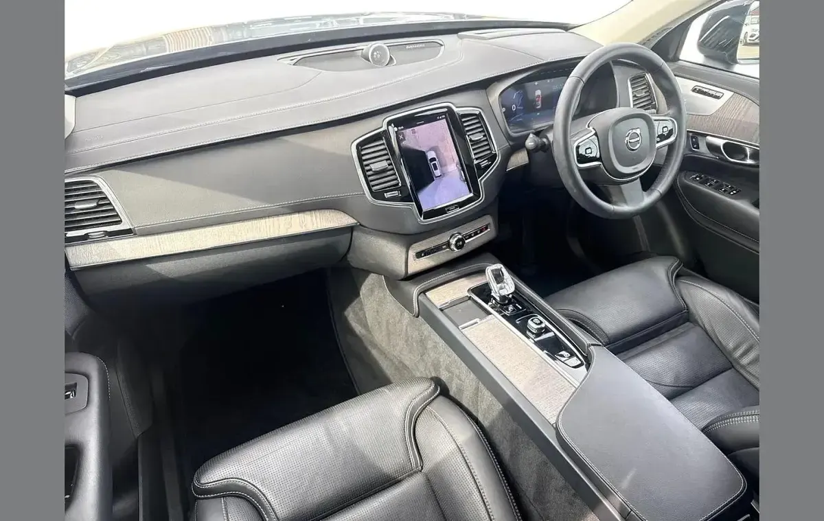 Used Volvo XC90 Ultimate 449 HP (330 kW) 2023 Grey SUV