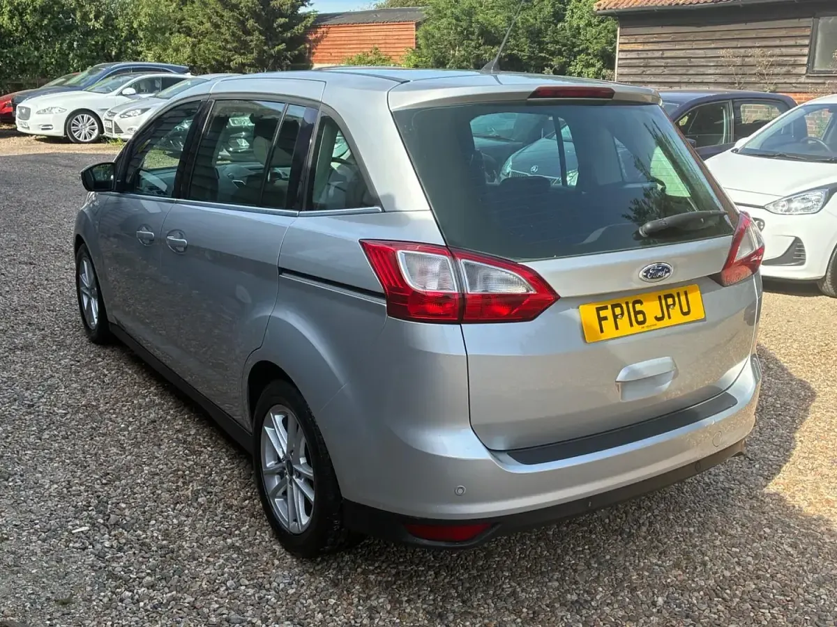 Used Ford Grand C-Max Zetec 2016 Silver MPV