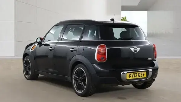 Used Mini Cooper D 112 HP (82 kW) 2012 Black Hatchback