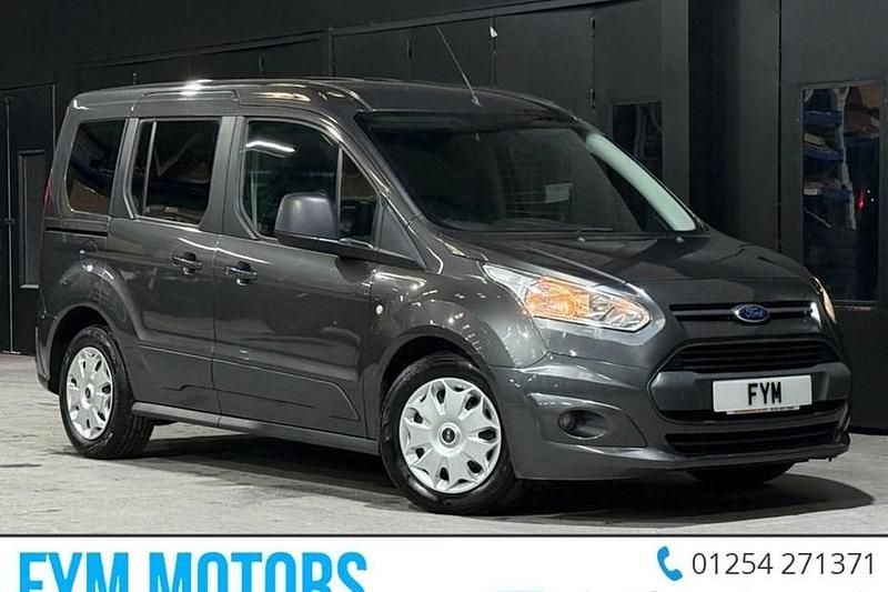 Grey Used 2016 Ford Tourneo Connect Zetec MPV | £6,695 (Fair price) - Image 1/1