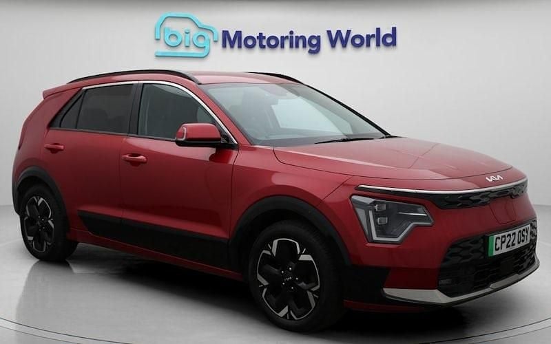 Used 2025 Kia e-Niro 3 SUV | £18,000 (Fair price) - Image 1/4