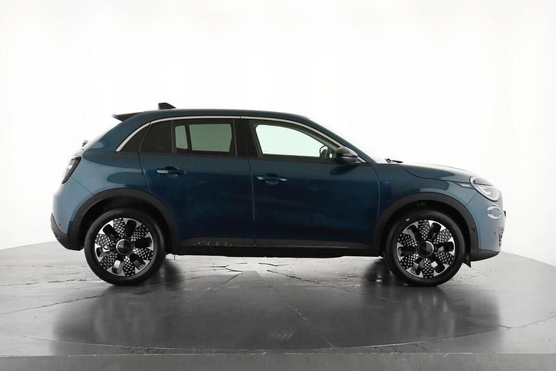 Used Fiat 600E La Prima 113 kW (154 HP) 2024 Green SUV