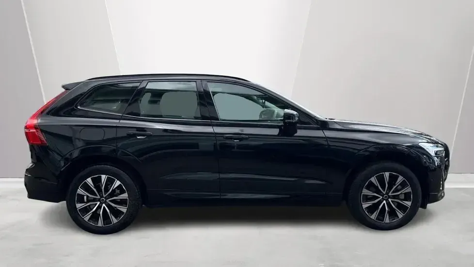 Usado Volvo XC60 Plus 2023 Preto SUV
