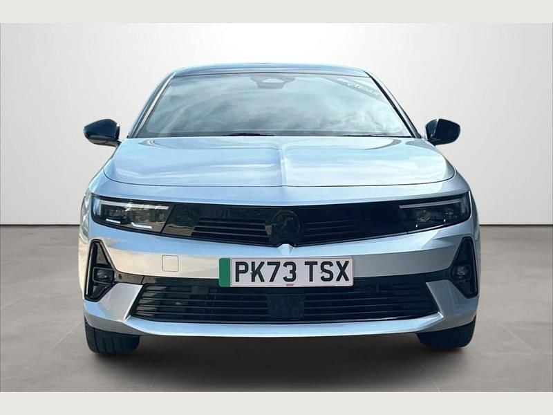 Used Vauxhall Astra Ultimate 113 kW (154 HP) 2024 Grey Hatchback