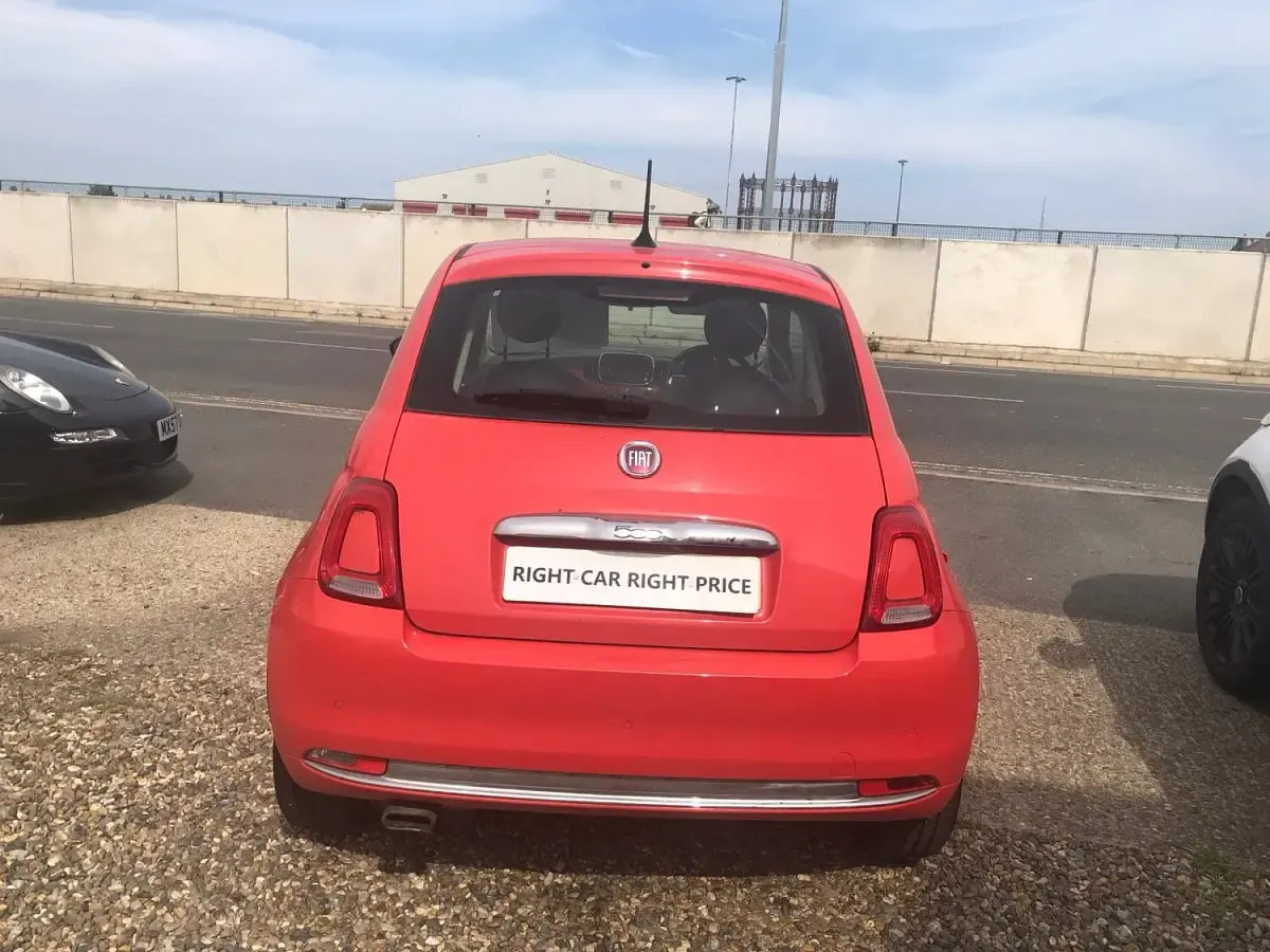 Used Fiat 500 Lounge 69 HP (50 kW) 2017 Pink Hatchback