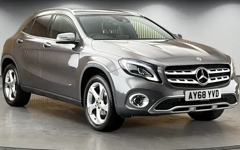 Begagnad Mercedes GLA200 Premium Plus 156 HK (114 kW) 2018 SUV