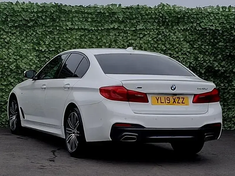 Used BMW 520 M Sport 190 HP (139 kW) 2019 White Sedan