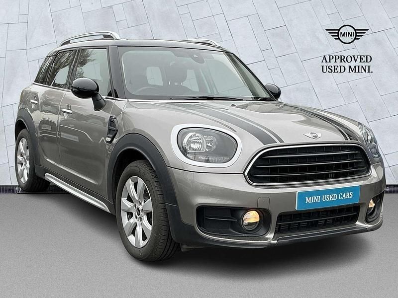 Used Mini Cooper Countryman 134 HP (98 kW) 2017 Silver SUV