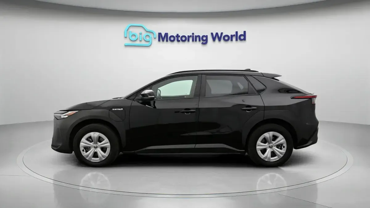 Used Toyota bZ4X 150 kW (204 HP) 2024 Black SUV
