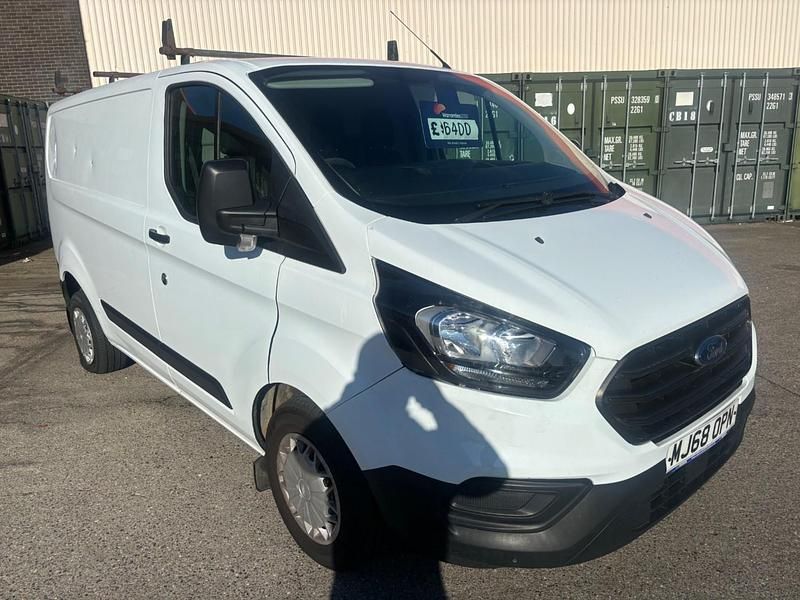 Used Ford Transit Custom 105 HP (77 kW) 2018 White Van
