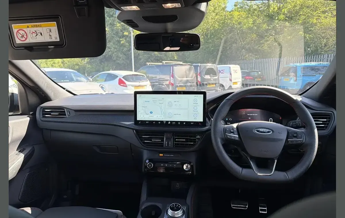 Used Ford Kuga ST-Line 180 HP (132 kW) 2025 Silver SUV
