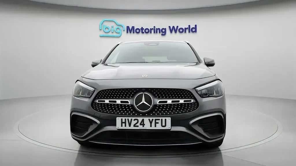 Used Mercedes GLA200 Executive 163 HP (119 kW) 2024 Grey SUV
