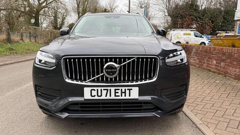 Used Volvo XC90 Momentum 2021 Grey SUV