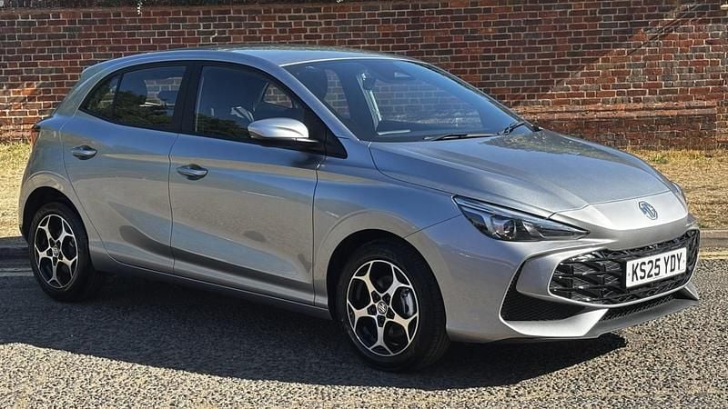 Silver Used 2025 MG MG3 SE Hatchback | £15,499 (Super price) - Image 1/4