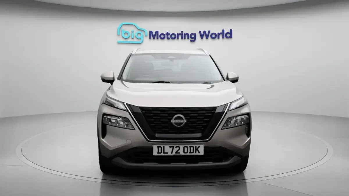 Used Nissan X-Trail N-Connecta 213 HP (156 kW) 2023 Silver SUV