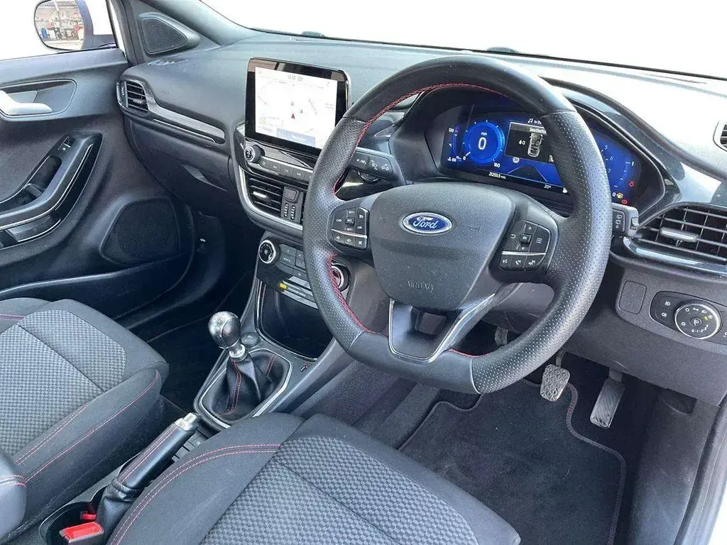 Używany Ford Puma ST-Line 123 KM (90 kW) 2023 Biały SUV