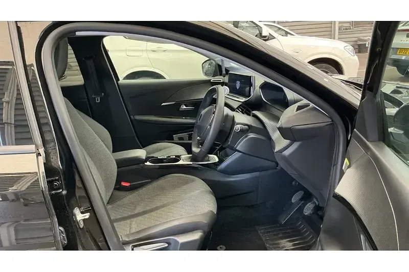 Used Peugeot 208 Allure 2024 Black Hatchback