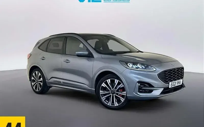 Usado Ford Kuga ST-Line X 224 HP (164 kW) 2020 SUV