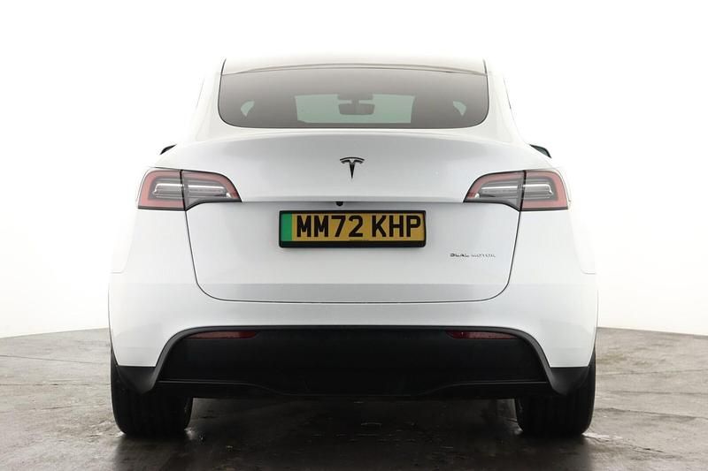 Used Tesla Model Y Long Range AWD 11 kW (15 HP) 2022 White SUV