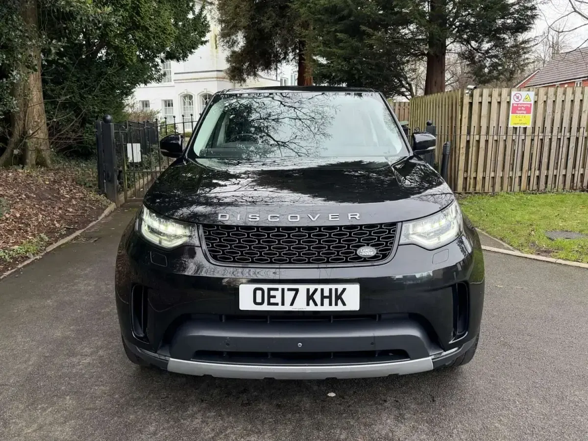Used Land Rover Discovery HSE Luxury 240 HP (176 kW) 2017 Black SUV