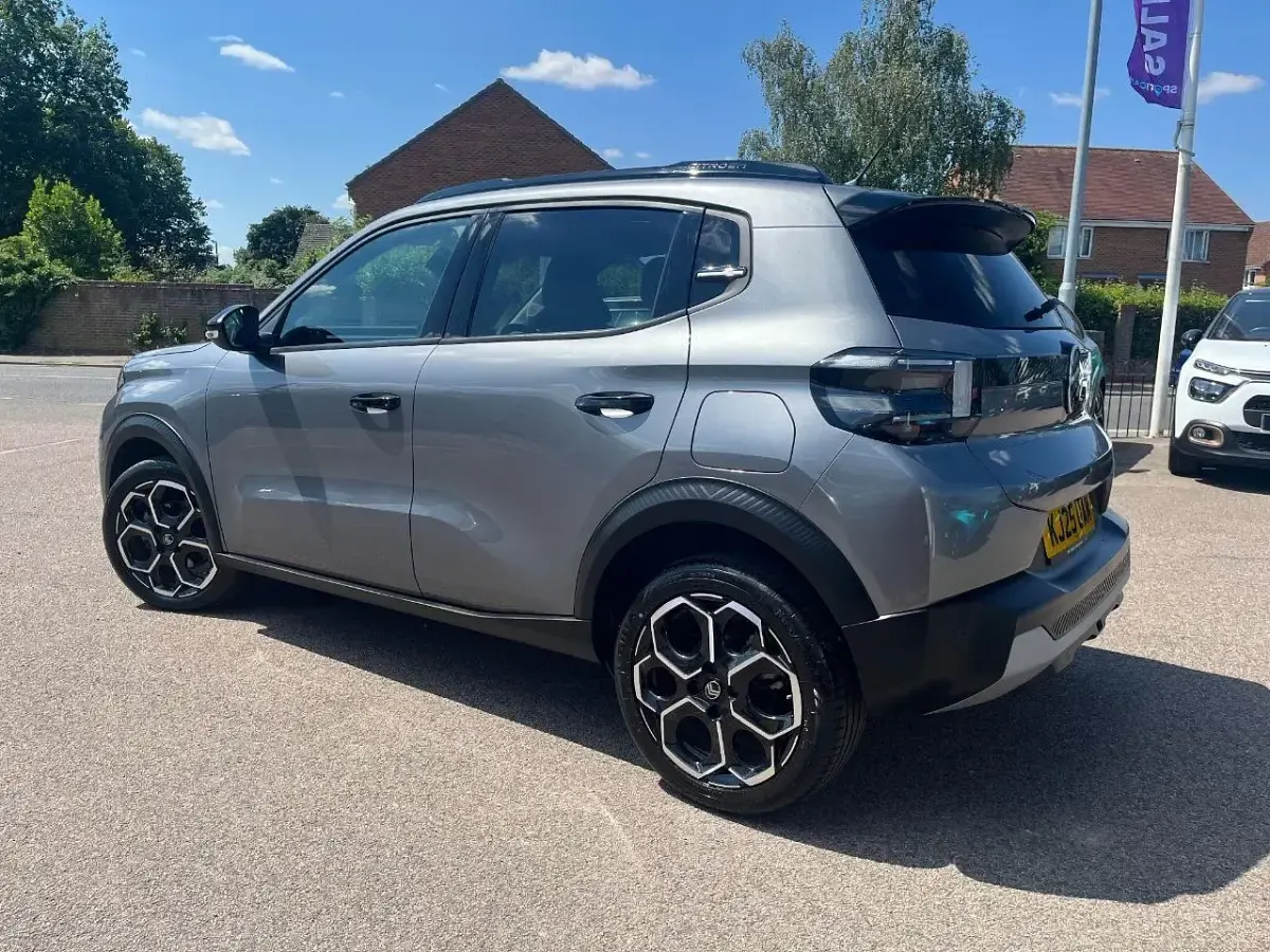 Used Citroën C3 108 HP (79 kW) 2025 Grey SUV