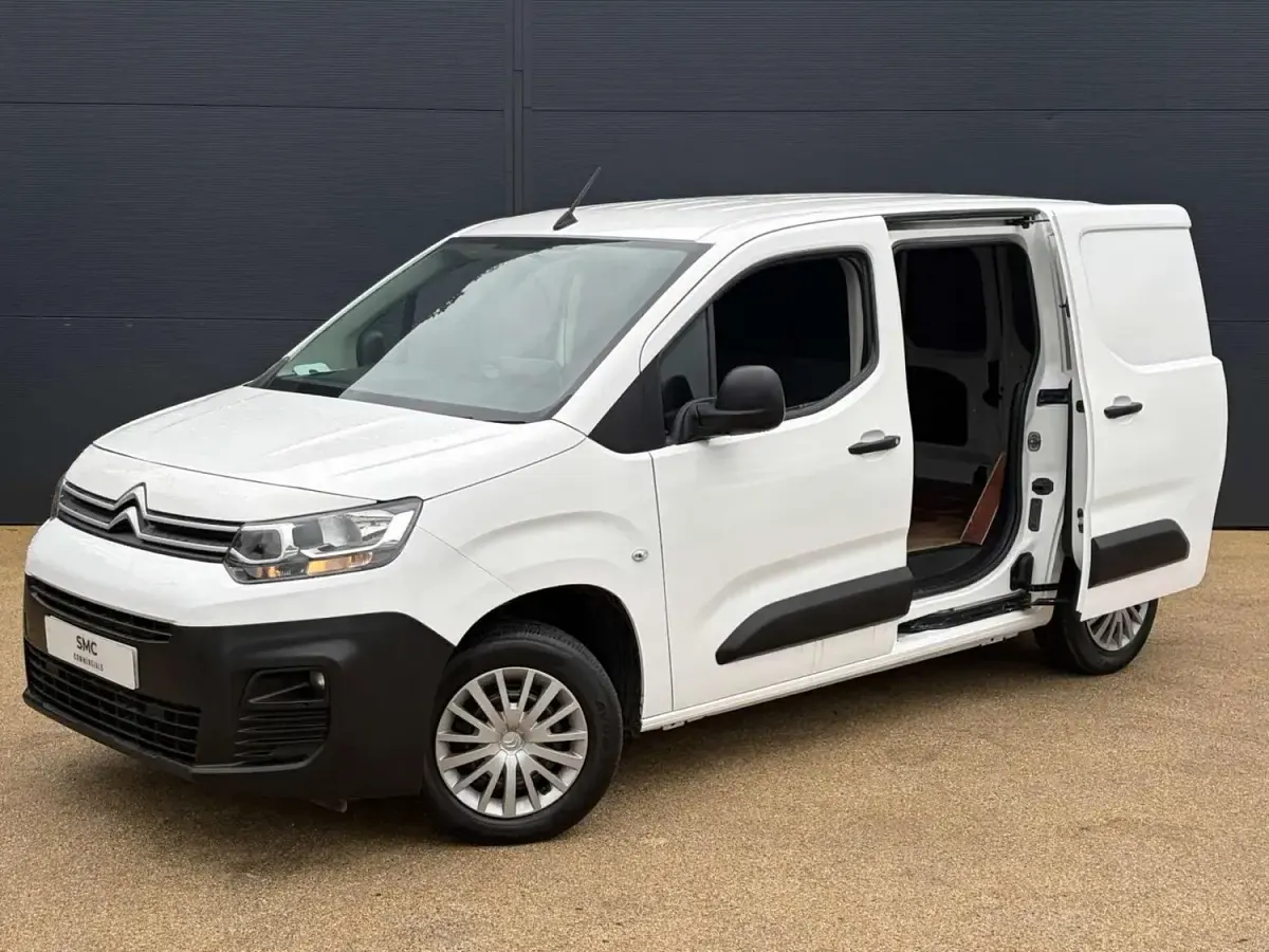 Używany Citroën Berlingo 2021 Biały Minivan